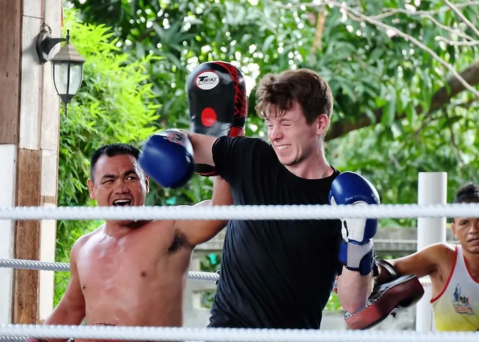 Sor Vorapin Muay Thai *